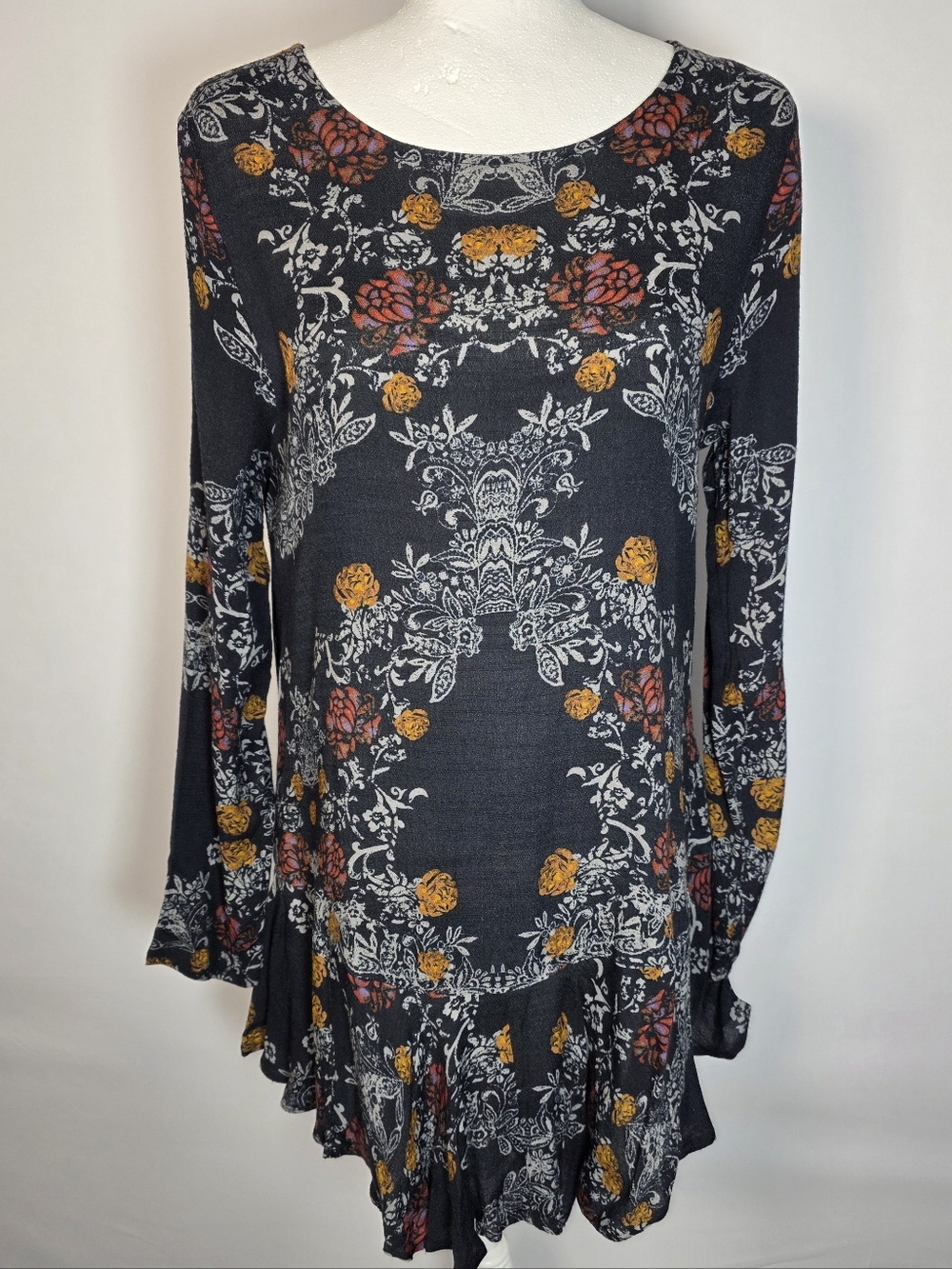 Free People Black Floral Boho Tunic Dress Open Back Strap Ruffle Hem Sizeβ S